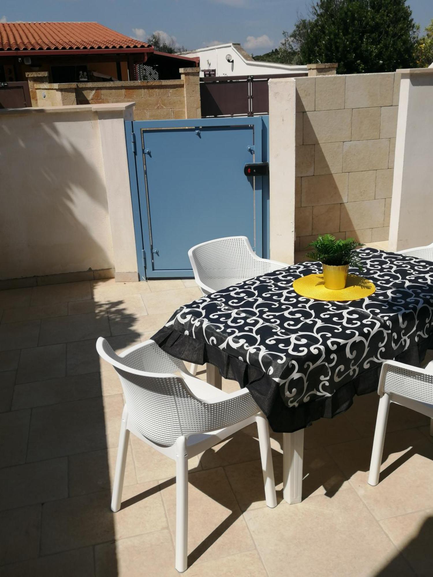 Onde Salentine Deluxe Apartment กาซาลาบาเต ภายนอก รูปภาพ